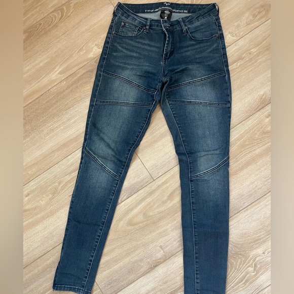 Moto jeans. - Picture 2 of 4